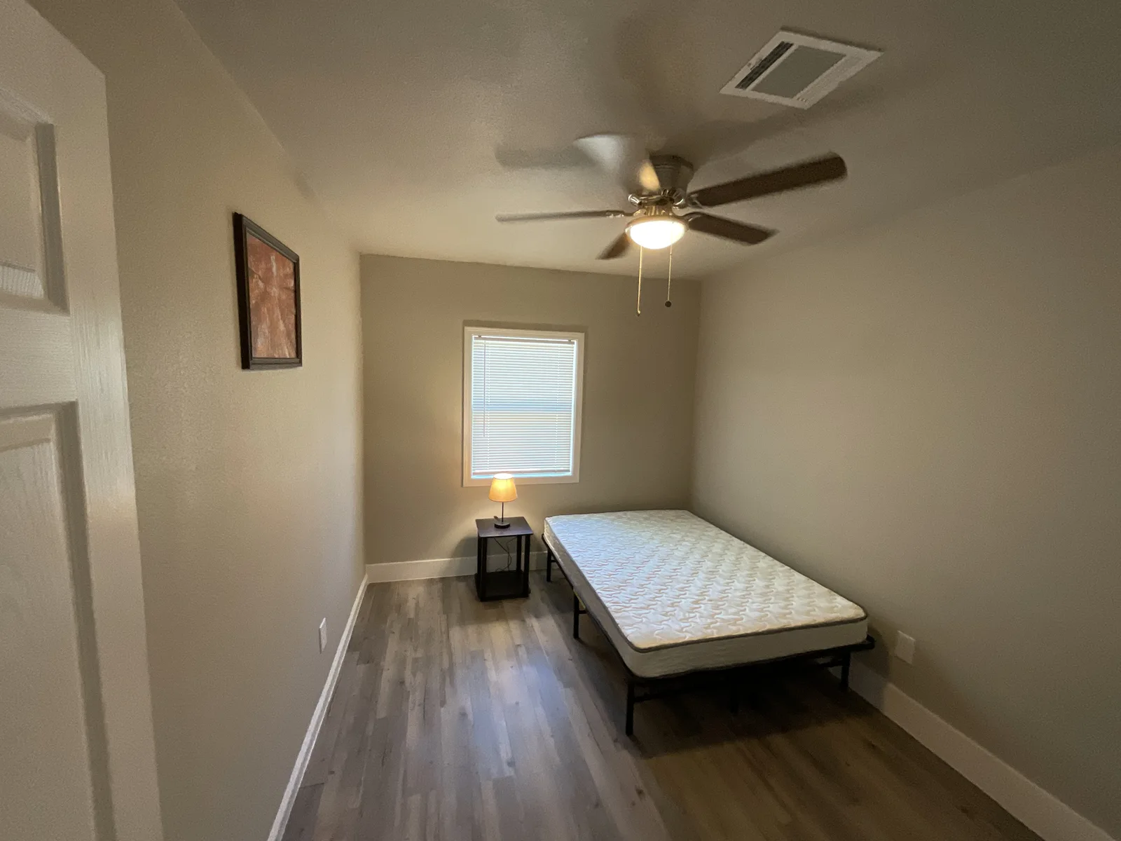 Later furnished room