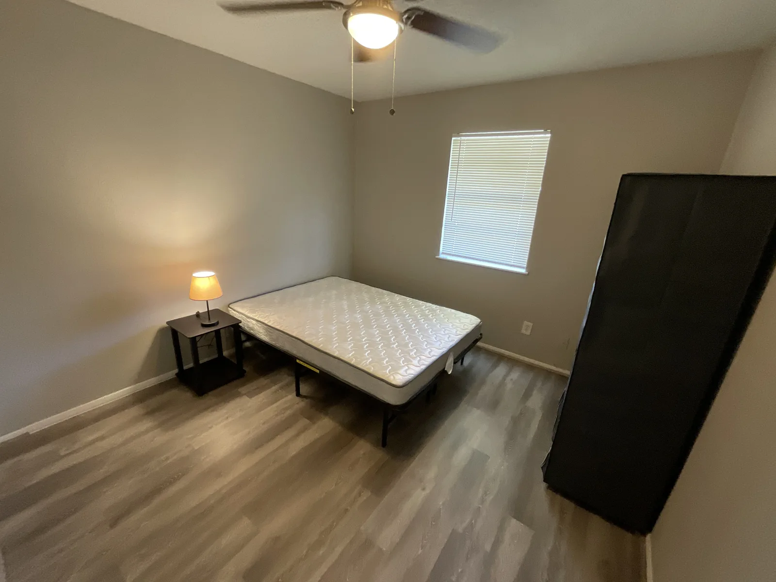 Another later furnished room